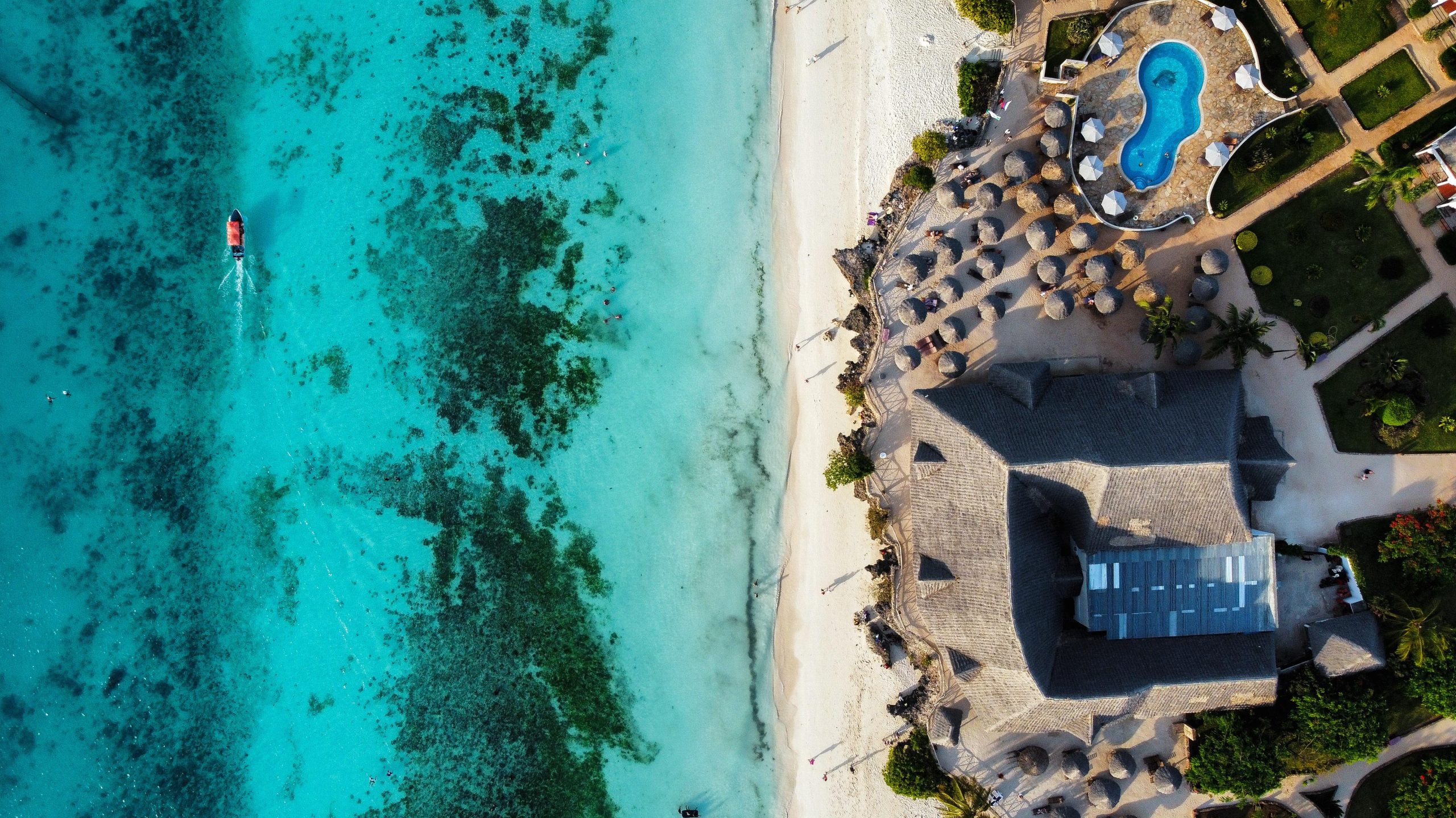Best Luxury Hotels & Resorts in Zanzibar